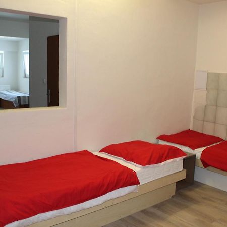 Dusan Apartments Orlová Eksteriør billede