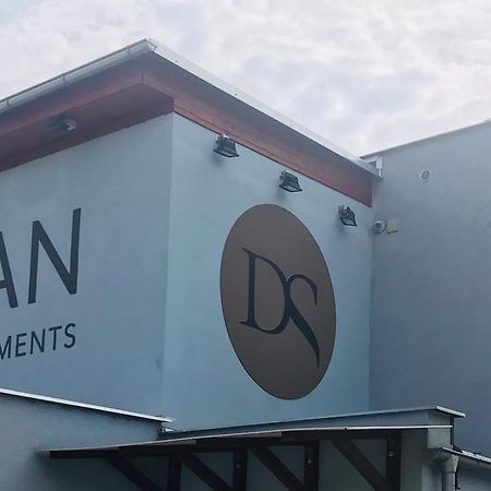 Dusan Apartments Orlová Eksteriør billede